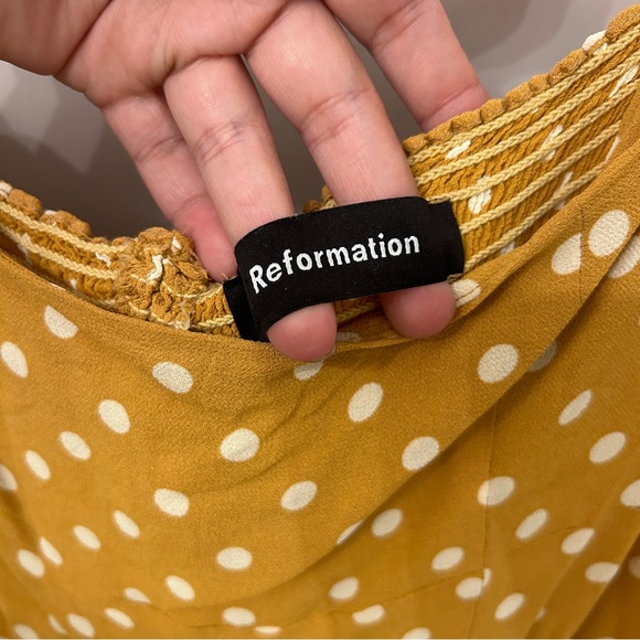 REFORMATION Yellow Polka Dot Grove Tie Sleeve Top 12 - Picture 4 of 6